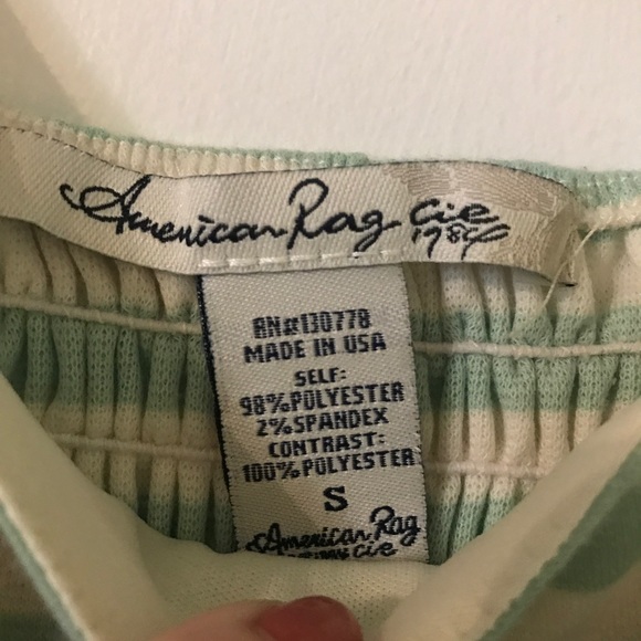 Buttoned Green and White Striped Blouse - Picture 3 of 4